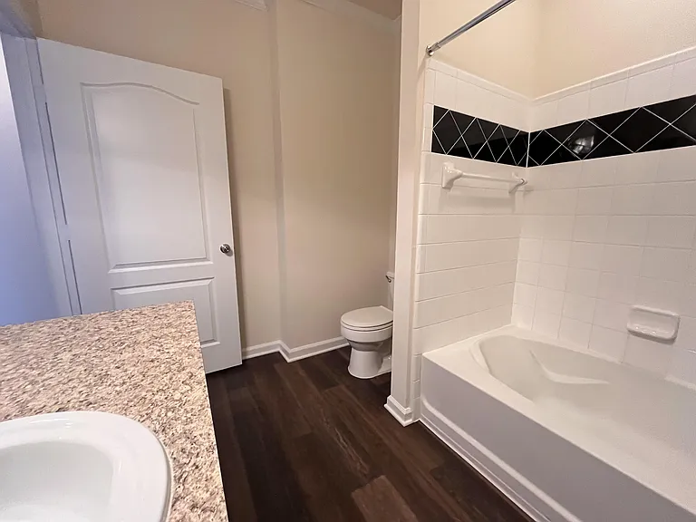 Wesley Kensington Apartments at Stonecrest — Photo 178
