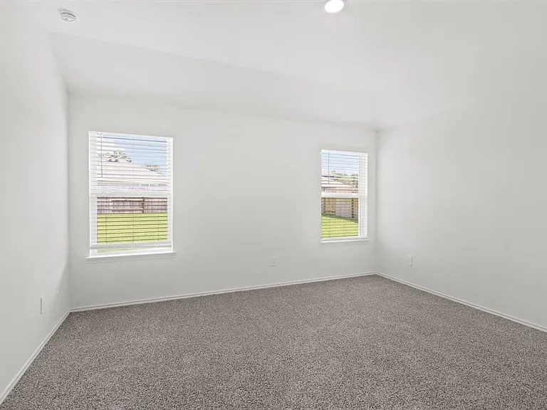 14207 Yellow Jacket Ct — Photo 8