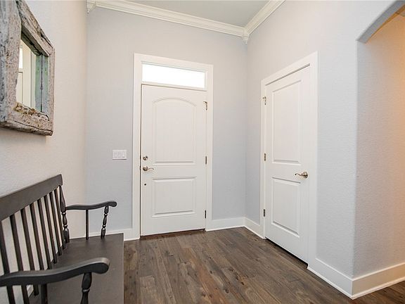 3rd image of 1080 Quail Hollow Dr