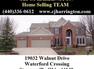 19032 Walnut Dr, Strongsville, OH