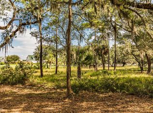 866 N Reeve Rd, Saint Helena Island, SC 29920