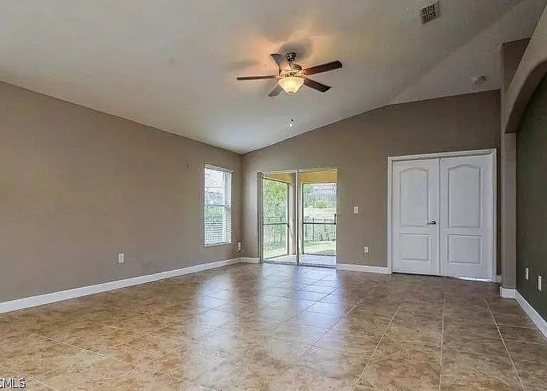 5307 Cortland Dr #1 — Photo 2