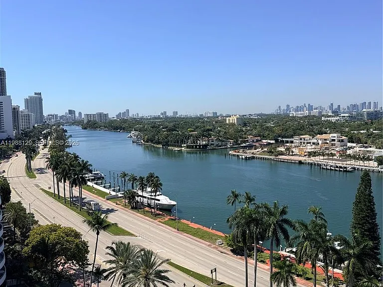 5161 Collins Ave #1506 — Photo 4