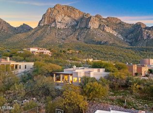 9801 N Ridge Shadow Pl, Tucson, AZ 85704