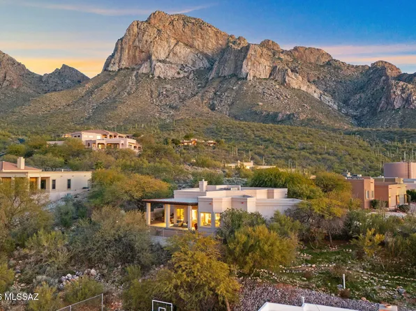 9801 N Ridge Shadow Pl, Tucson, AZ 85704