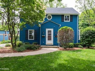 221 W Sunset Ave, Lombard, IL