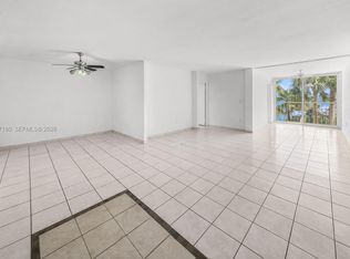 Ocean Park Condo, Miami Beach, FL 33141