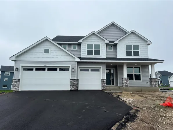 7444 Lotus Ln, Lino Lakes, MN 55038