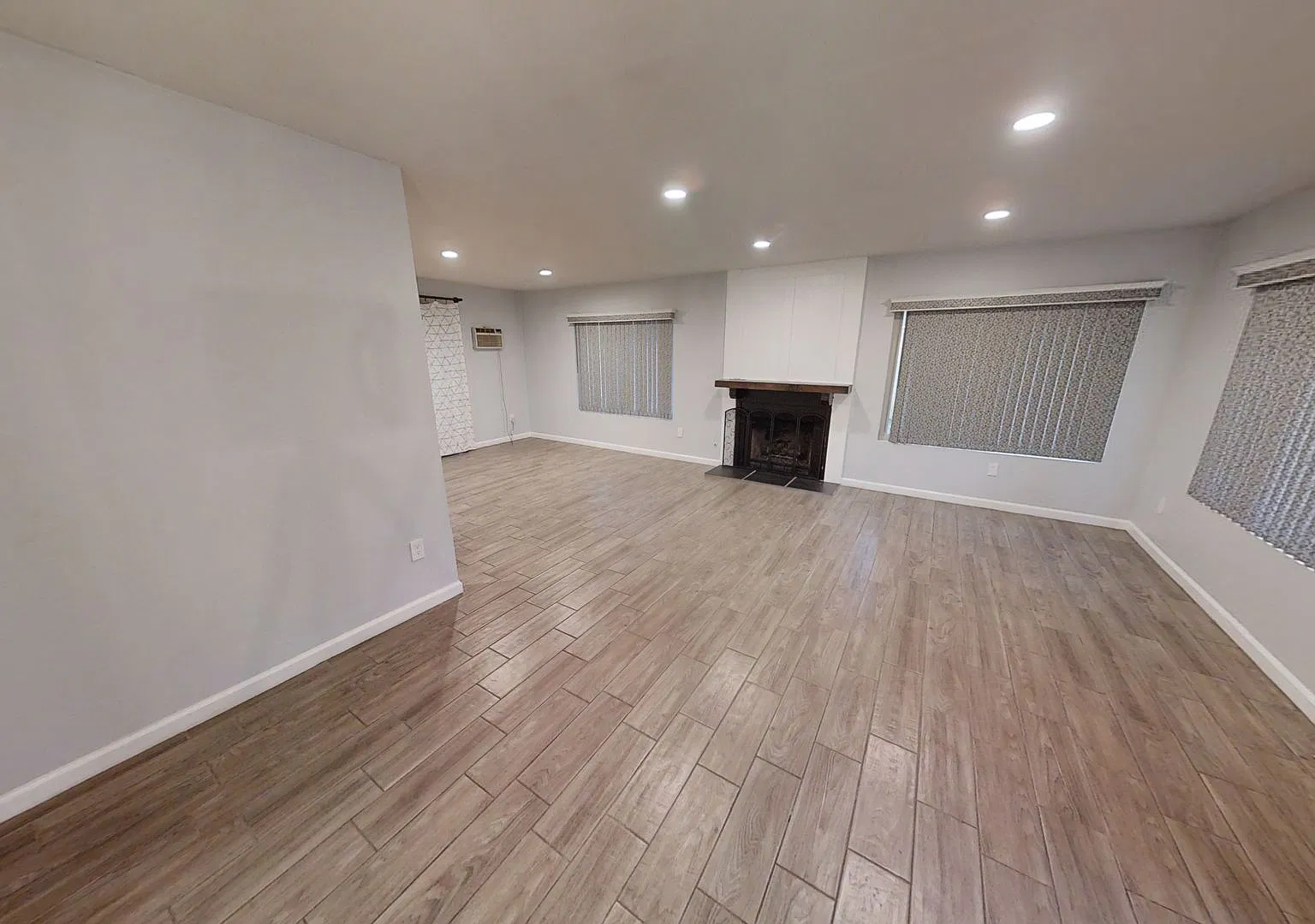 3-Bedroom Home in Redlands, CA — Photo 2