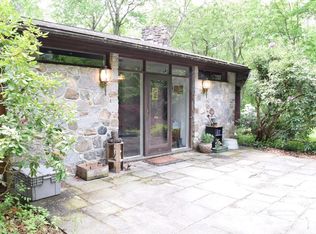 561 Horse Pond Rd, Madison, CT 06443