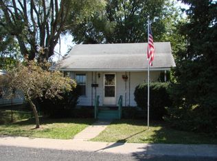209 W 12th St, Rock Falls, IL 61071