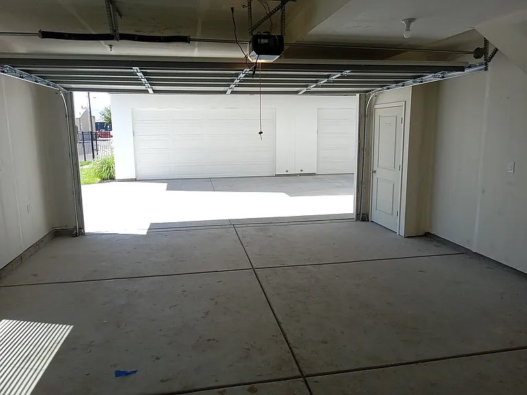 238 W Paramount Ave #102 — Photo 18