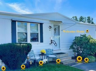 7 4th Ave, Westfield, MA 01085