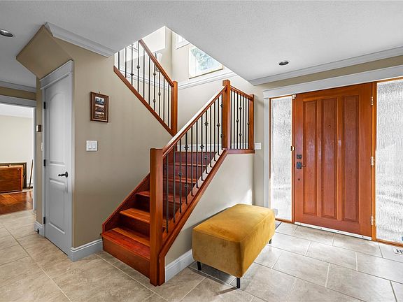 3rd image of 5170 Laguna Way