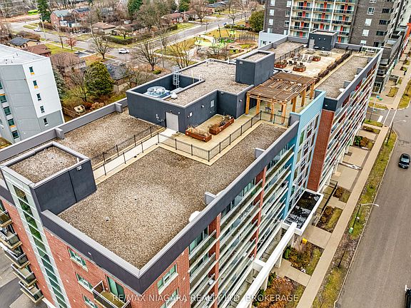 5th image of 308 Lester St #401