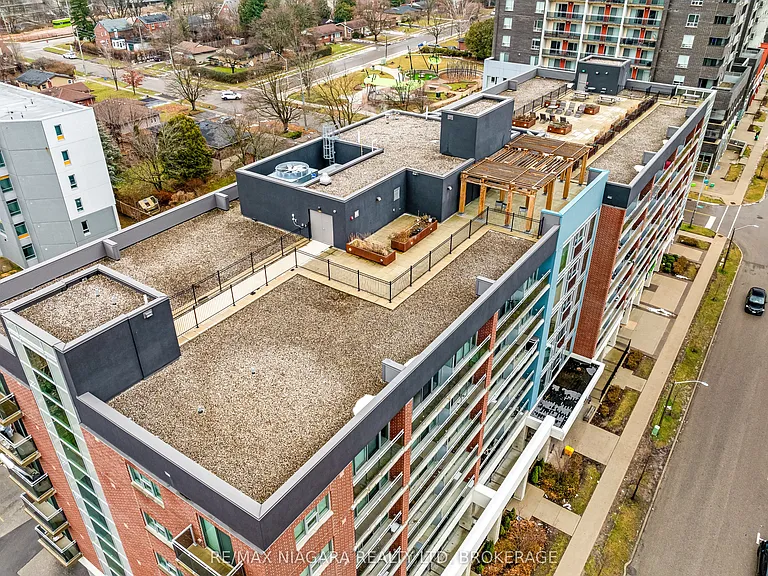 308 Lester St #401 — Photo 5