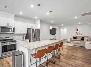 816 Falls Grove Trl, High Point, NC 27265