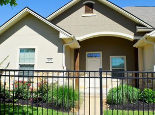 3825 Harvey Rd, College Station, TX 77845