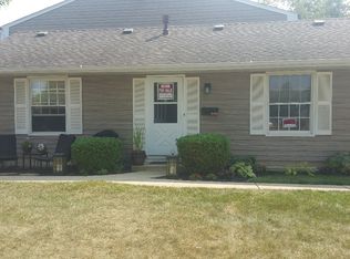 1356 Woodcutter Ln UNIT A, Wheaton, IL 60189