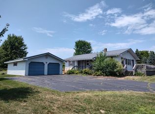 N2541 Airport Rd, Merrill, WI 54452
