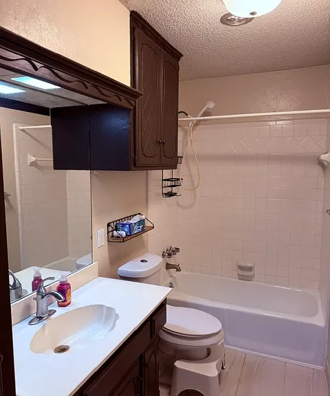 10013 Carnie Cir — Photo 18