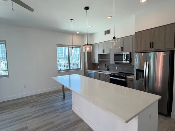 160 NW 32nd St #S, Miami, FL 33127