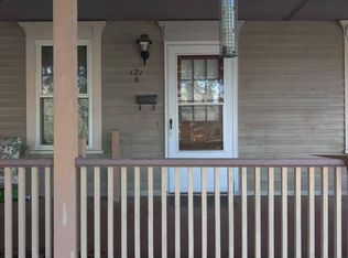 121 S Main St APT B, Coventry, RI 02816