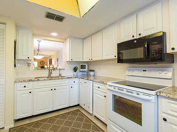 5th image of 880 Glen More Ct APT C