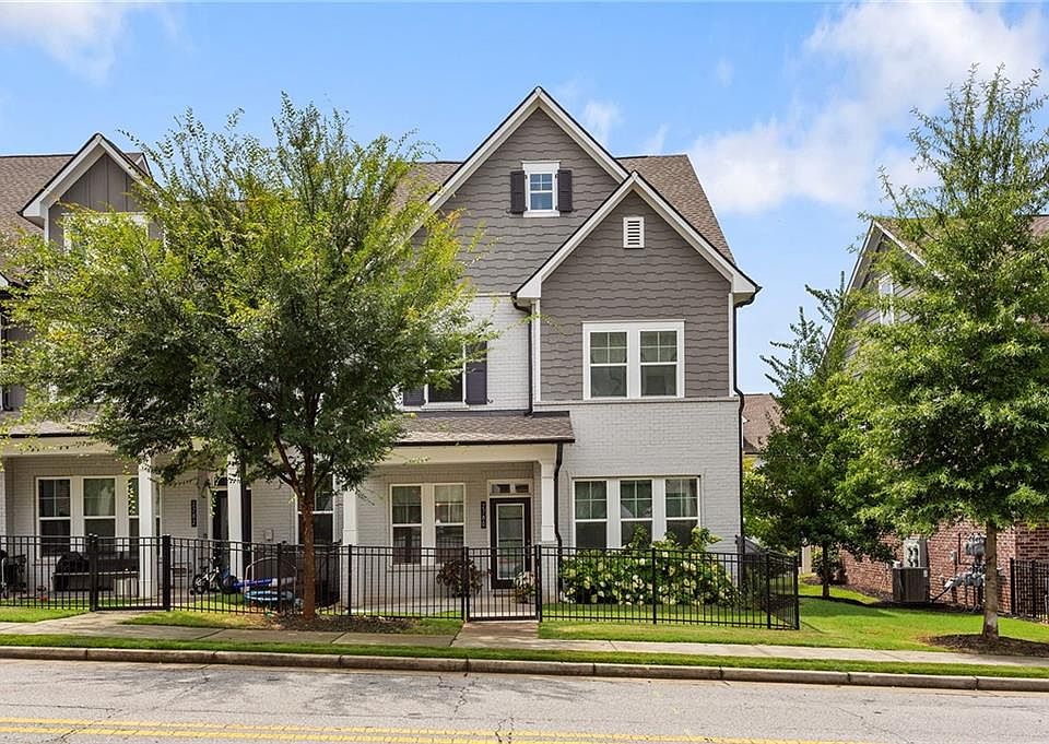 1st image of 2780 Bell Dr SE