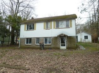 8 Flanders Rd, Hewitt, NJ 07421