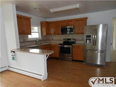 2nd image of 508 Jamaica Blvd