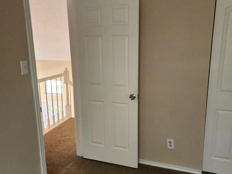 826 Springwood Dr — Photo 4