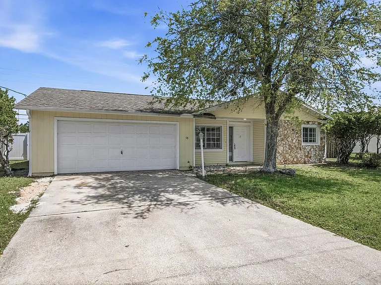 38 E Diamond Dr — Photo 3