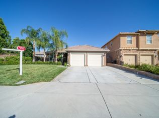 2040 Caltha Way, Perris, CA 92571