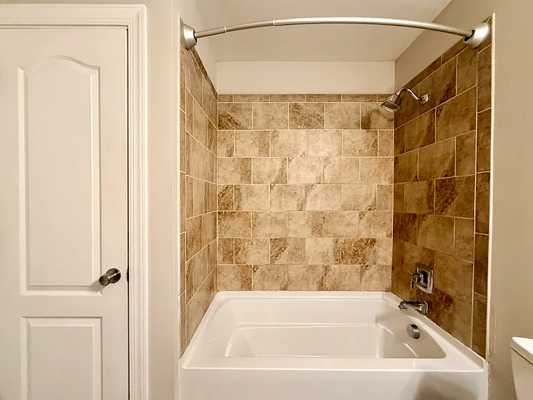488 Cronin Rd — Photo 44