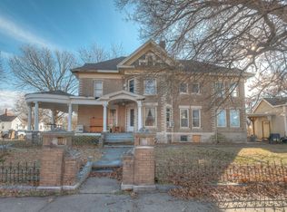 4 S Ball St, Webb City, MO 64870