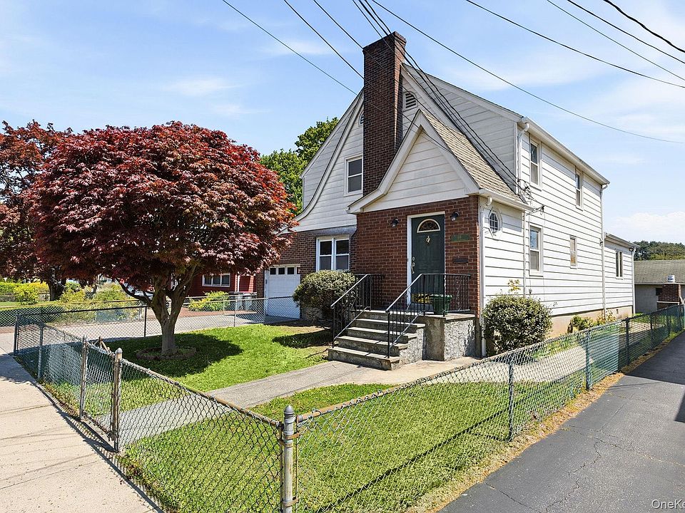 1st image of 68 Seneca Avenue