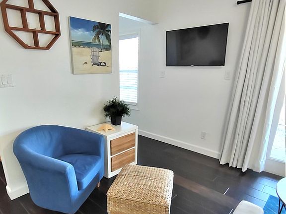 3rd image of 5008 Starfish Dr SE APT B