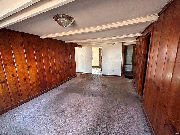 4th image of 1302 Coburg Lands Dr