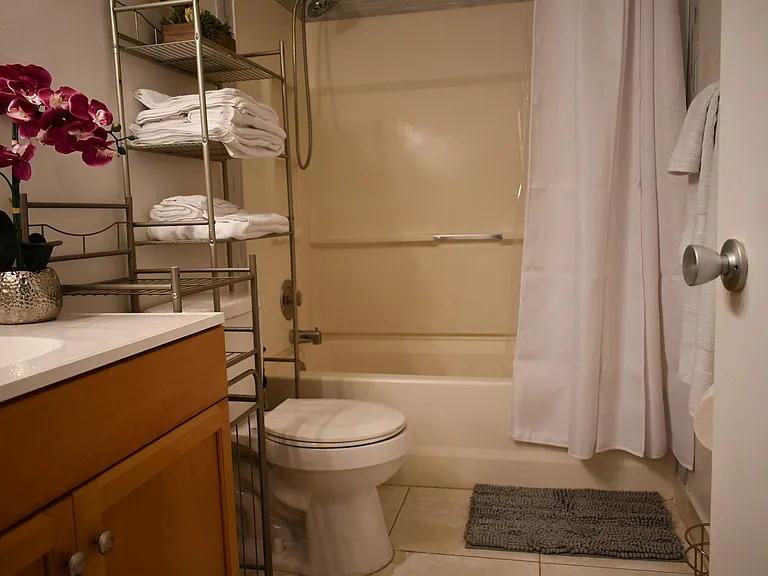 2721 Garden Dr N #202 — Photo 8