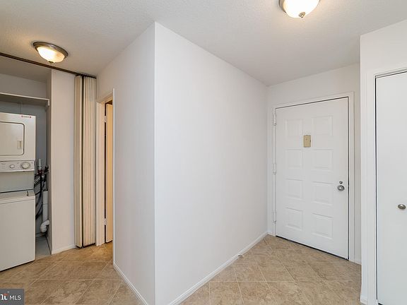 5th image of 8350-8350 Greensboro Dr #316