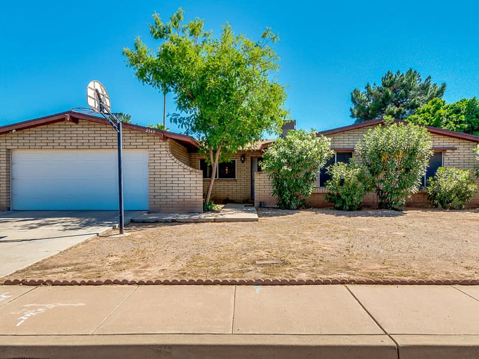 1st image of 2549 W Osage Cir