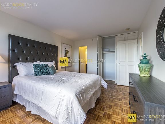 4th image of 174 Freeman St #722