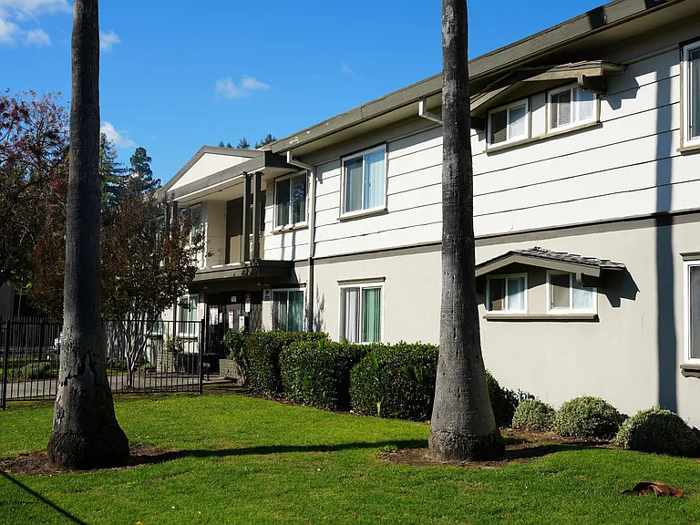 Rancho Terrace — Photo 20