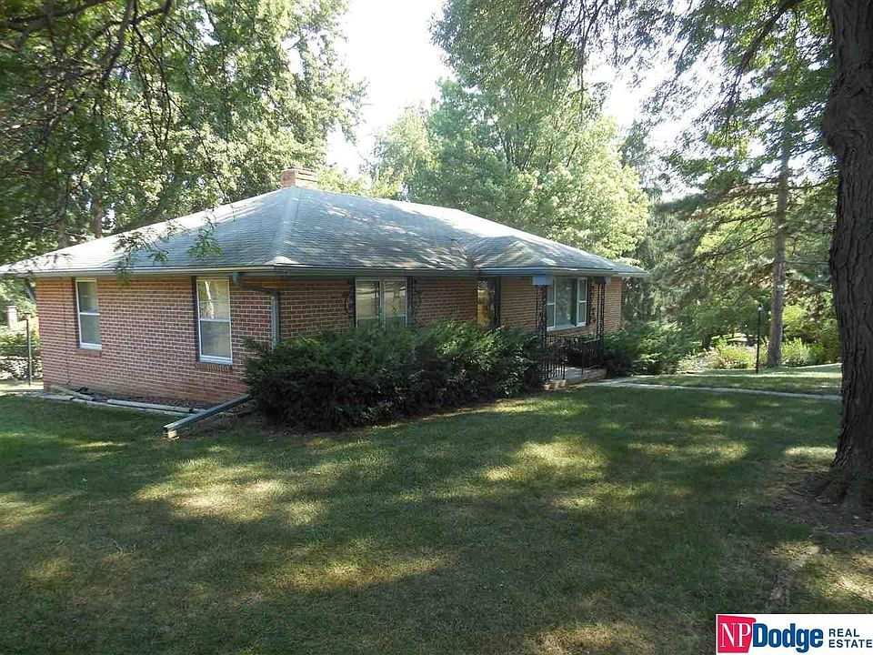 10556 W Center Rd, Omaha, NE 68124 Zillow