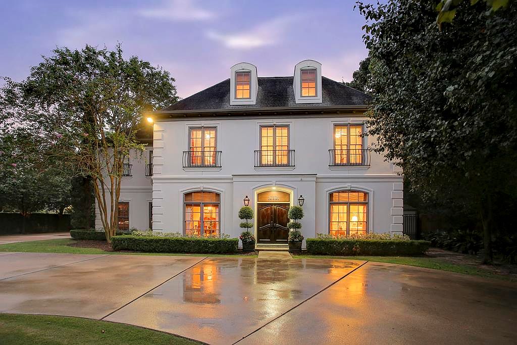 10801 Roaring Brook Ln, Houston, TX 77024 | Zillow