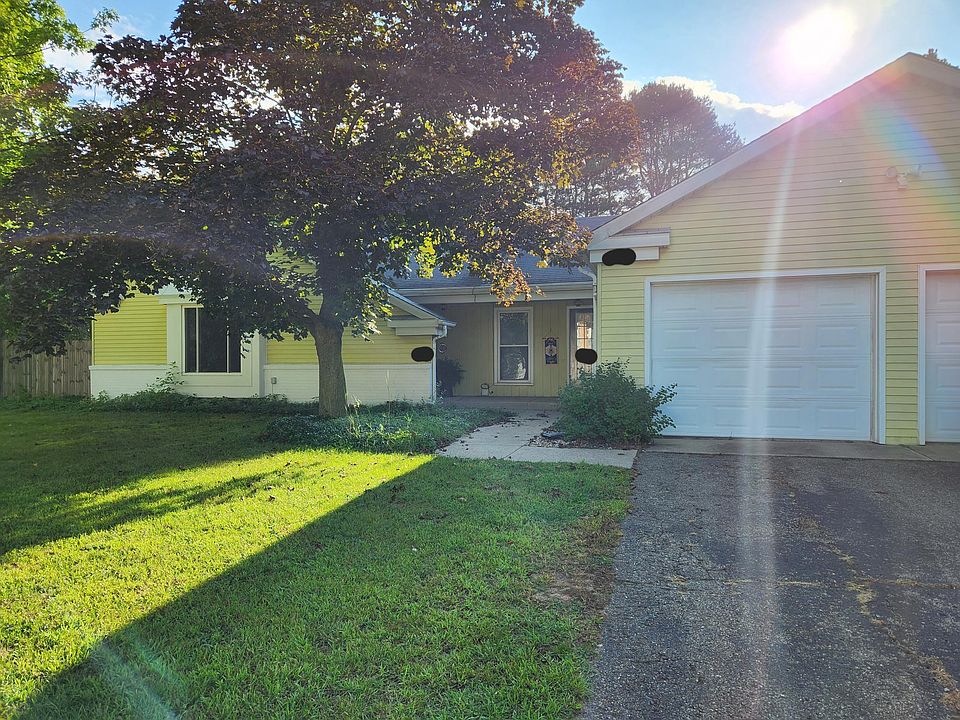 1st image of 4818 Norfolk Cir