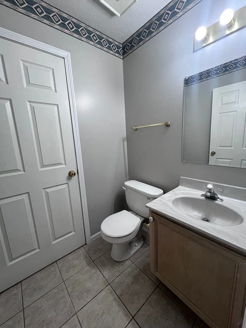 2200-2202 Parks Edge — Photo 4