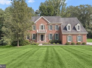 21 Windflower Ct, Reisterstown, MD 21136