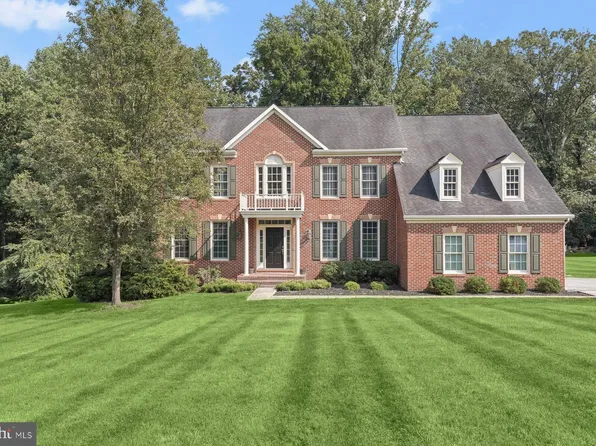 21 Windflower Ct, Reisterstown, MD 21136